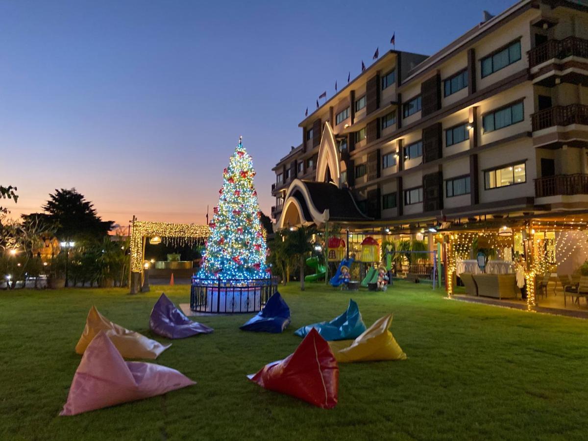 Phanomrungpuri Hotel Buriram Nangrong Kültér fotó