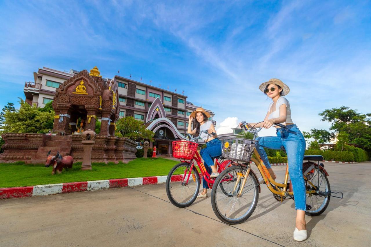 Phanomrungpuri Hotel Buriram Nangrong Kültér fotó
