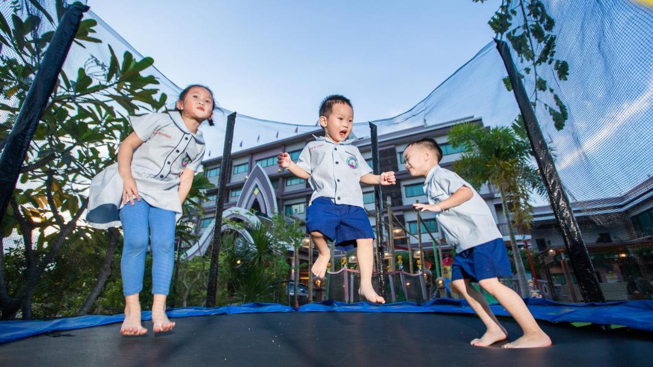 Phanomrungpuri Hotel Buriram Nangrong Kültér fotó