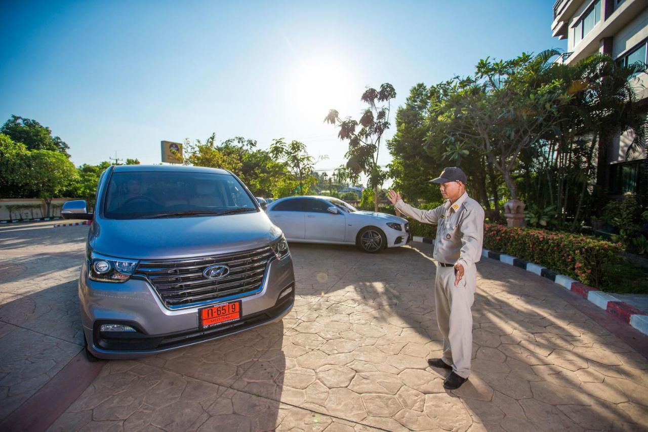Phanomrungpuri Hotel Buriram Nangrong Kültér fotó