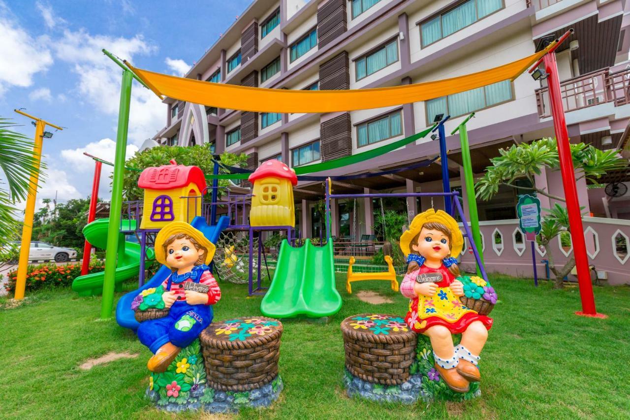 Phanomrungpuri Hotel Buriram Nangrong Kültér fotó