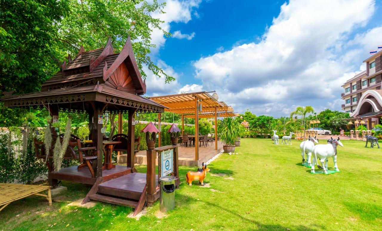Phanomrungpuri Hotel Buriram Nangrong Kültér fotó