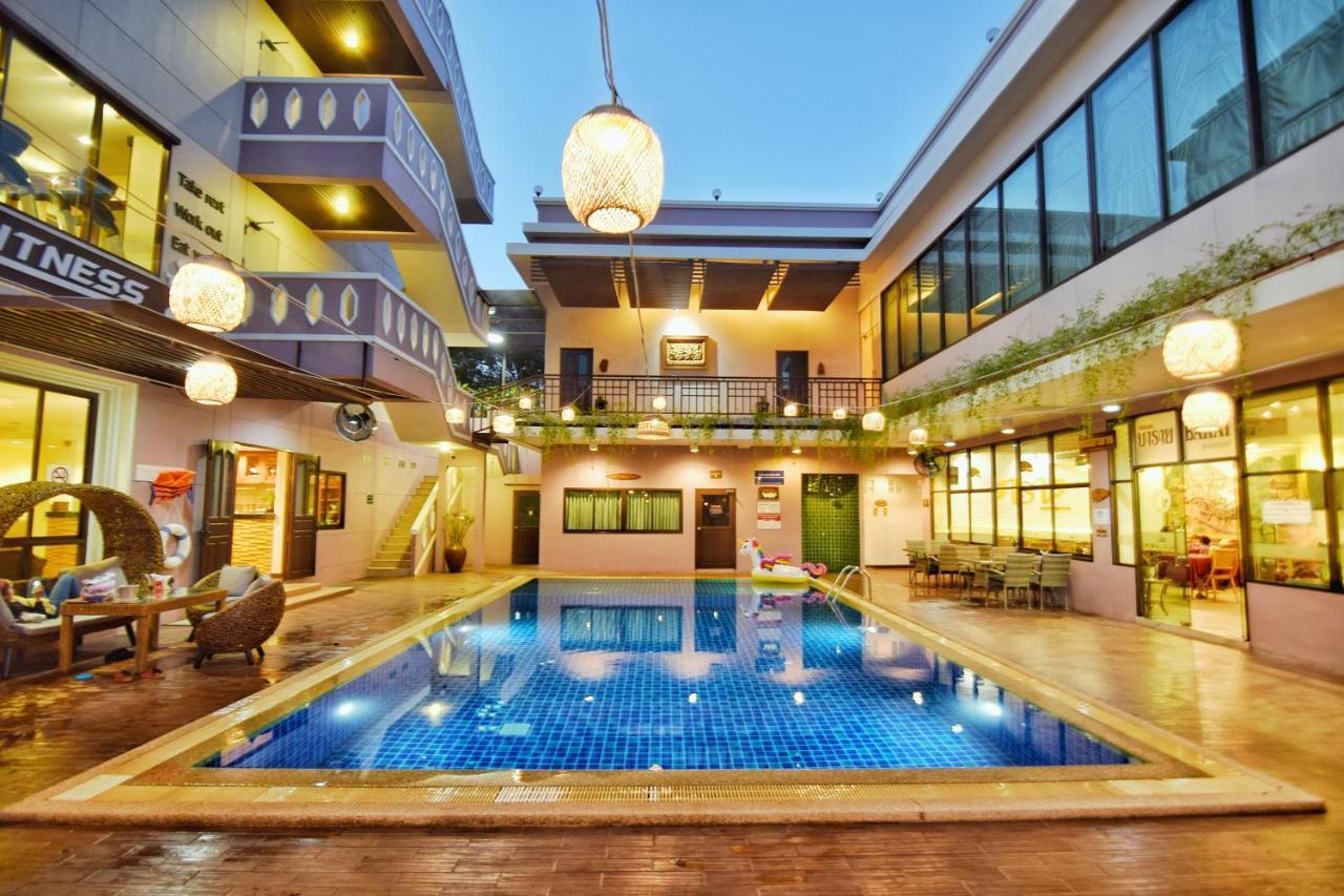Phanomrungpuri Hotel Buriram Nangrong Kültér fotó